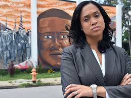 Baltimore State's Attorney Marilyn Mosby Plans To Throw Out Nearly 800  Convictions Involving Crooked Cops