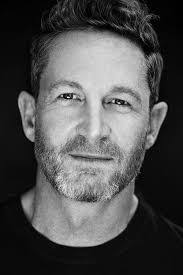 Darius Crenshaw's Instagram, Twitter & Facebook