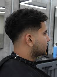 Realzando textura #fy #hair #mazatlan #seaside #haircut #fyp #parati  #barbershop #barberlife