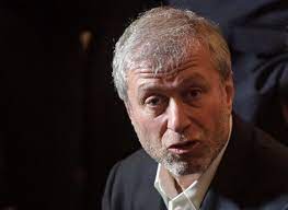 L'oligarca russo roman abramovich e i negoziatori ucraini hanno avuto sintomi simili a quelli dell'avvelenamento. Ieq2gvrgvgl5ym