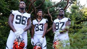 The home black, orange alternate and white road jerseys feature a new tiger stripe pattern on the sleeves and shoulders that is somewhat. Why Don T The Bengals Wear White Helmets