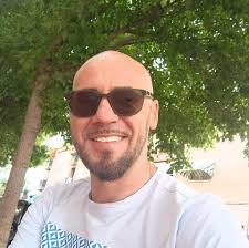 Desde el Arcos Club de Fútbol lamentamos profundamente el fallecimiento de  D. Ignacio Benítez Barba, socio de nuestro club y hermano de Rober, que fue  jugador algunas temporadas también del Arcos CF.