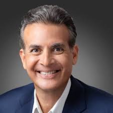 Eduardo Bhatia-Gautier🇵🇷