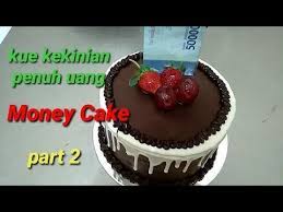 Semalam adik ipar kuss kat melaka, bagi daun pandan gergasi saiznya. Money Cake Part 2 Kue Kekinian Berisi Uang Banyak Youtube