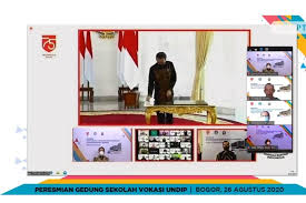 Jadi video kali ini harusnya aku kirim di hari sabtu, 27 juni 2020, namun karena suatu hal. Astra Hibahkan Rp30 Miliar Untuk Gedung Sekolah Vokasi Undip