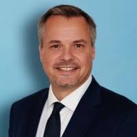 400+ "Olsen" profiles