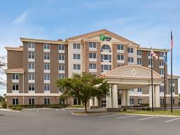 You can compare the best prices from all train lines and book online directly . Kid Friendly Hotels In Fort Myers Fl Holiday Inn Fort Myers Price From Usd 89 30