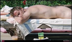 Best Nude And Gay Sex Scenes From Luca Guadagnino Movies - Nude Men, Nude  Male Models, Gay Selfies & Gay Porn