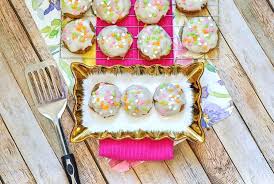 Duncan hines spice cake mix. Carrot Cake Cookies
