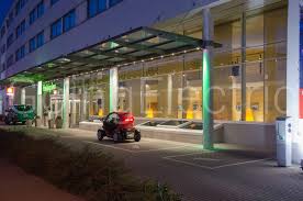 Find the travel option that best suits you. Holiday Inn Berlin Airport Schonefeld Deutschland 3568