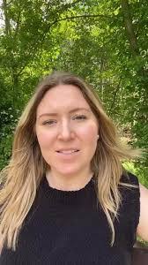 Julie Jantz's Instagram, Twitter & Facebook