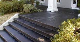 Painted Concrete Porch Floor White House Dark Stepssiteelite Crete Corporationvalparaiso Ind Painted Concrete Porch Concrete Front Porch Front Porch Design