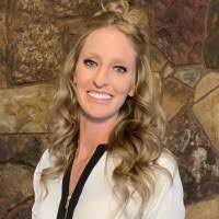 Amy Fosnot's Instagram, Twitter & Facebook