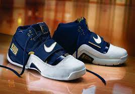 Puts milsap on a poster. Lebron James Favorite Shoes Of All Time Sneakernews Com