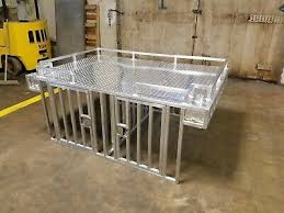 Hunting Dog Box All Aluminum Made With Stainless Steel Hinges And Slam Latches In 2020 Dog Box Hunting Dogs Dog Box For Truck
