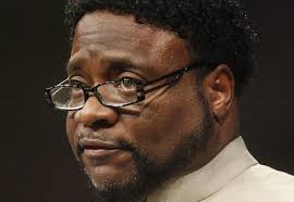 Critics revel in bashing fallen pastor Eddie Long