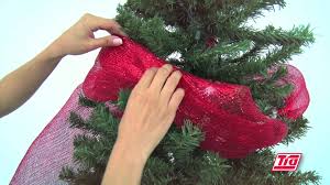 Todo Es Mas Facil Con Tia Como Decorar Tu Arbol De Navidad Arbol De Navidad Malla Decoracion Arbol De Navidad Cinta De Arbol De Navidad