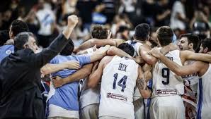 Un repaso de como llega, roster y la búsqueda del oro con su experiencia y algunos jóvenes. Argentina Jugara Ante Francia La Semifinal Del Mundial De Basquet China 2019 Enterate Dia Y Horario Diario Democracia