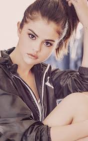 Selena gomez smiling with boys photoshoot. Selena Gomez Puma Campaign Photoshoot 4k Ultra Hd Mobile Wallpaper