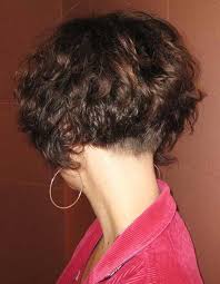 1000 ideas about curly stacked bobs on pinterest medium bob bob frisur bob haare abgehackte bob frisuren