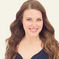 Sara Bosh's Instagram, Twitter & Facebook