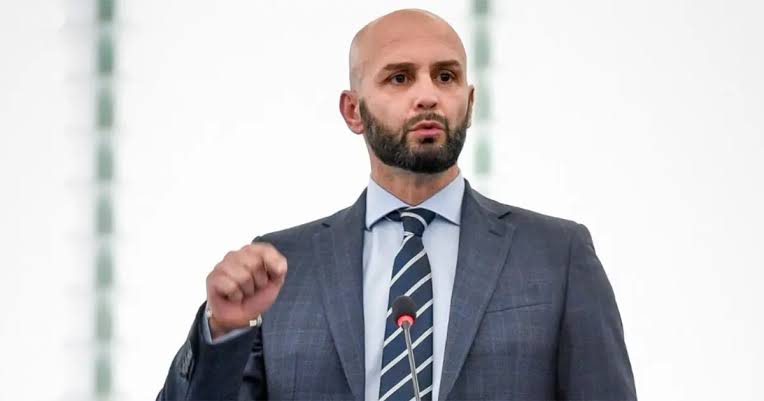 Europee - Nicola Procaccini da record, oltre 120 mila preferenze -  EtruriaNews