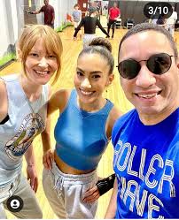 Thought the group would like this. Jen said her knee is back in place and  she's doing okay, lots of rest and healing for her 🛼💖