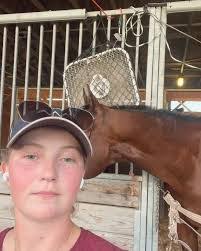 Bruce Hadley's Instagram, Twitter & Facebook