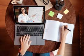 An online life coach is a life coach who inspires their clients via an online platform. Iguu702r0s C4m