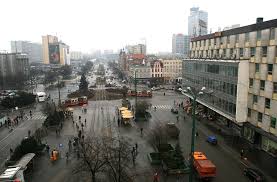 Jesteśmy profesjonalnym zakładem fotograficznym wykonującym zdjęcia spełniające w 100%. Pamietacie Rynek W Katowicach Przed Przebudowa Zolte Parasole Tramwaj Na Srodku Rynku I Parkingi Zdjecia Katowice Nasze Miasto