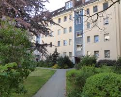 Zuletzt sollte hier eine oldtimershow entstehen. 3 Zimmer Wohnung Zum Verkauf Kulbeweg 24 13587 Berlin Spandau Spandau Mapio Net