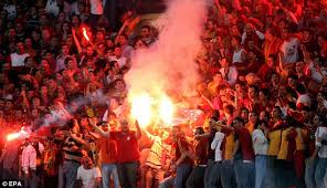 Read didier drogba almost has his leg broken by crazy galatasaray fan (video) and other soccer articles from total pro sports. Tugay Kerimoglu Warns Turkish Passion Can Be Scary Ahead Of Arsenal S Champions League Clash With Galatasaray Daily Mail Online