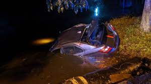 20 memandu memasuki jalan besar dengan sikap anggapan bahawa kereta dijalan besar akan mengurangkan laju. Padah Kantoi Bercumbu