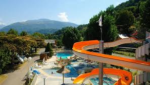 Piscine Avec Toboggan Au Camping La Bergerie A Argeles Gazost Hautes Pyrenees 65