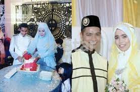 Ustaz adnin roslan dan isteri. Tarbiah Sentap Talaq Dai Farhan Akhlak Dan Cinta Nabi Facebook