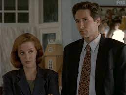 26 90s Shows Movies To Watch On Netflix Right Now X Files Mulder David Duchovny