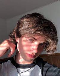 Pin On Center Part Curtains Hairstyle
