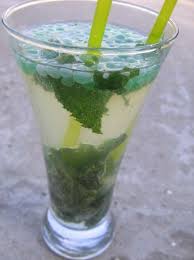 Cocktail Mojito Sans Alcool A La Menthe Fraiche Et Menthe Moleculaire Chez Requia Cuisine Et Confidences En 2020 Cuisine Moleculaire Recettes De Cuisine Cuisine