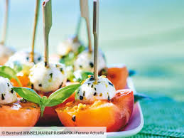 Le niveau de difficulté, le temps de préparation et le temps de cuisson. Amuse Bouches Sur Piques Pour L Apero Decouvrez Les Recettes De Cuisine De Femme Actuelle Le Mag