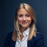 Tamara Seitz's Instagram, Twitter & Facebook