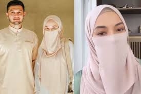 Kuala lumpur:selebriti dan usahawan ternama, neelofa hari ini menerima kunjungan keluarga pu riz. Neelofa Dan Pu Riz Kena Jawab Isu Video Main Jet Ski Di Langkawi Polis Sedang Siasat Hiburan Mstar