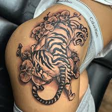 Nonetheless, besides these pretty picks females might like adventure for even a wolf, weapons or vampires. Leg Tattoo For Females How To Draw A Meaningful And Attractive Picture Design Body Tattoo Art