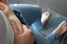 Coronavirus Comment Se Debarrasser De Ses Kilos De Confinement Regime Naturopathie Ou Hypnose A Vous De Choisir