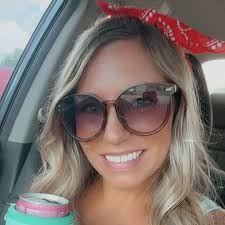 I spy four flamingo chicks! 🦩👀 Enjoy these #FlamingoFriday photo  highlights of our growing flock! 🥹