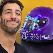 Daniel ricciardo full scale helmets. F1 Superstar Daniel Ricciardo Honors Kobe Bryant With Dope Helmet Design