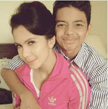 Rozita che wan artis melayu seksi pelakon mantap wajah anggun seksi bergaya bintang menyinari dunia glamour rated: Try Fake This Hot Milf With Her Son Request Amateur Porn Nude Fake Pictures Nudes Leaked Porn Pics