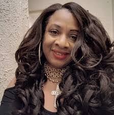 Paula Heaton's Instagram, Twitter & Facebook