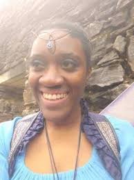 Diane Vierra's Instagram, Twitter & Facebook