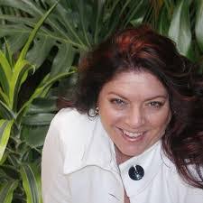 Monique Mcdermott's Instagram, Twitter & Facebook