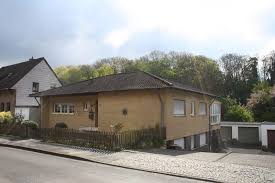 Niedrige kreditzinsen, ein lebhafter immobilienmarkt und eine positive wertentwicklung machen den kauf einer eigentumswohnung oder eines eigenheims heute zur lohnenden investition. Haus Zum Verkauf Hovener Strasse 56 52249 Eschweiler Aachen Kreis Mapio Net